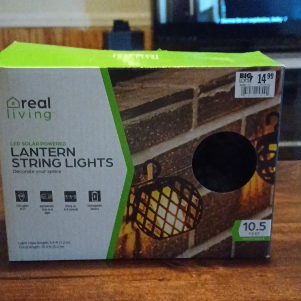 Lantern Solar Lights New In The Box